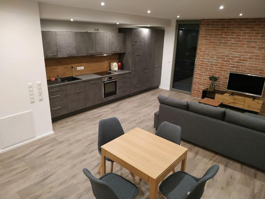 Edle First Class Ferienwohnung Рідлінген Екстер'єр фото